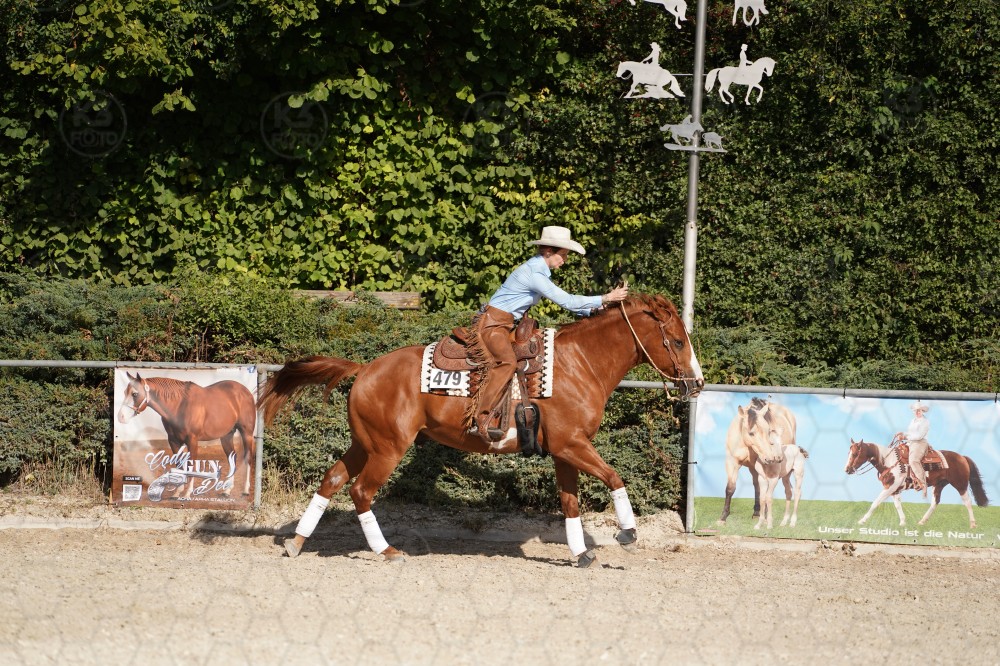 s_A_908364.JPG